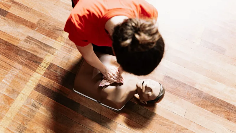 Abdominal Thrusts vs. Back Blows: What the Science Actually Says About Choking Intervention