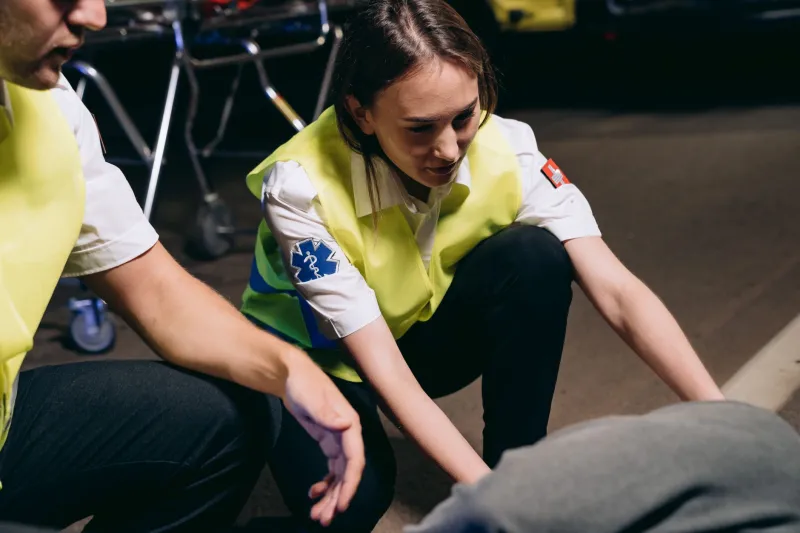 After the Call: How to Be a Lifesaver in the Minutes Before the Ambulance Arrives